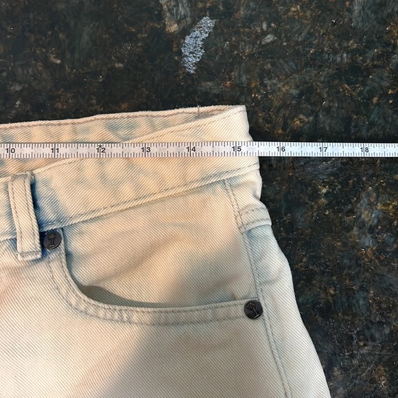 Lost in Paradise Jeans Shorts Off White size Large - Picture 5 of 8